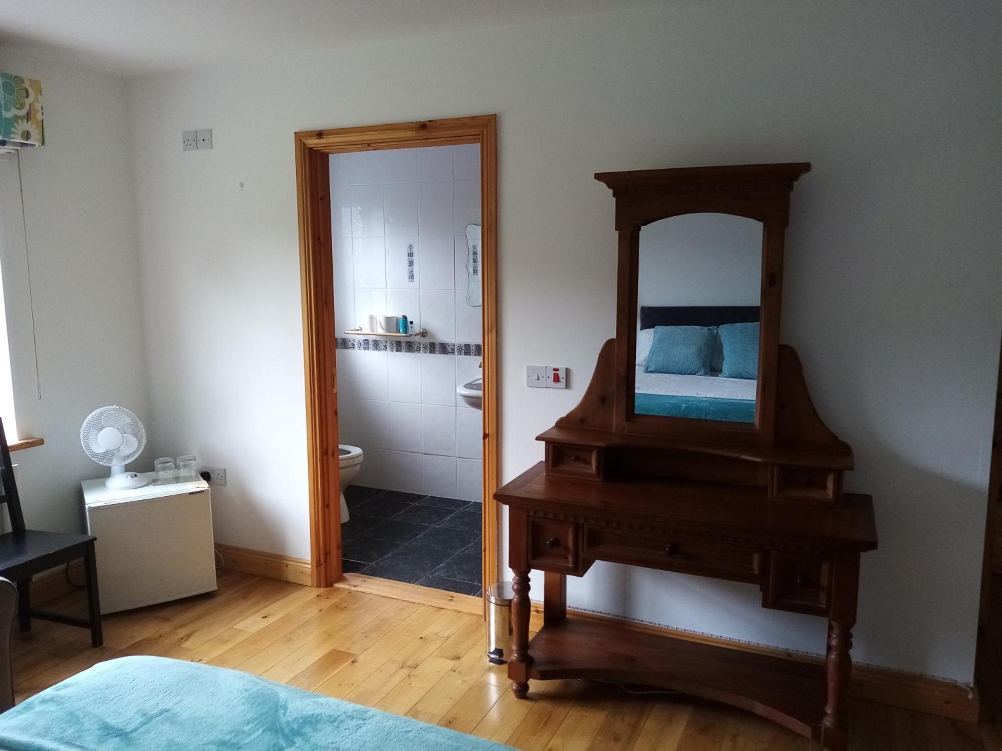 Farnaught House Apartment Westport Luaran gambar